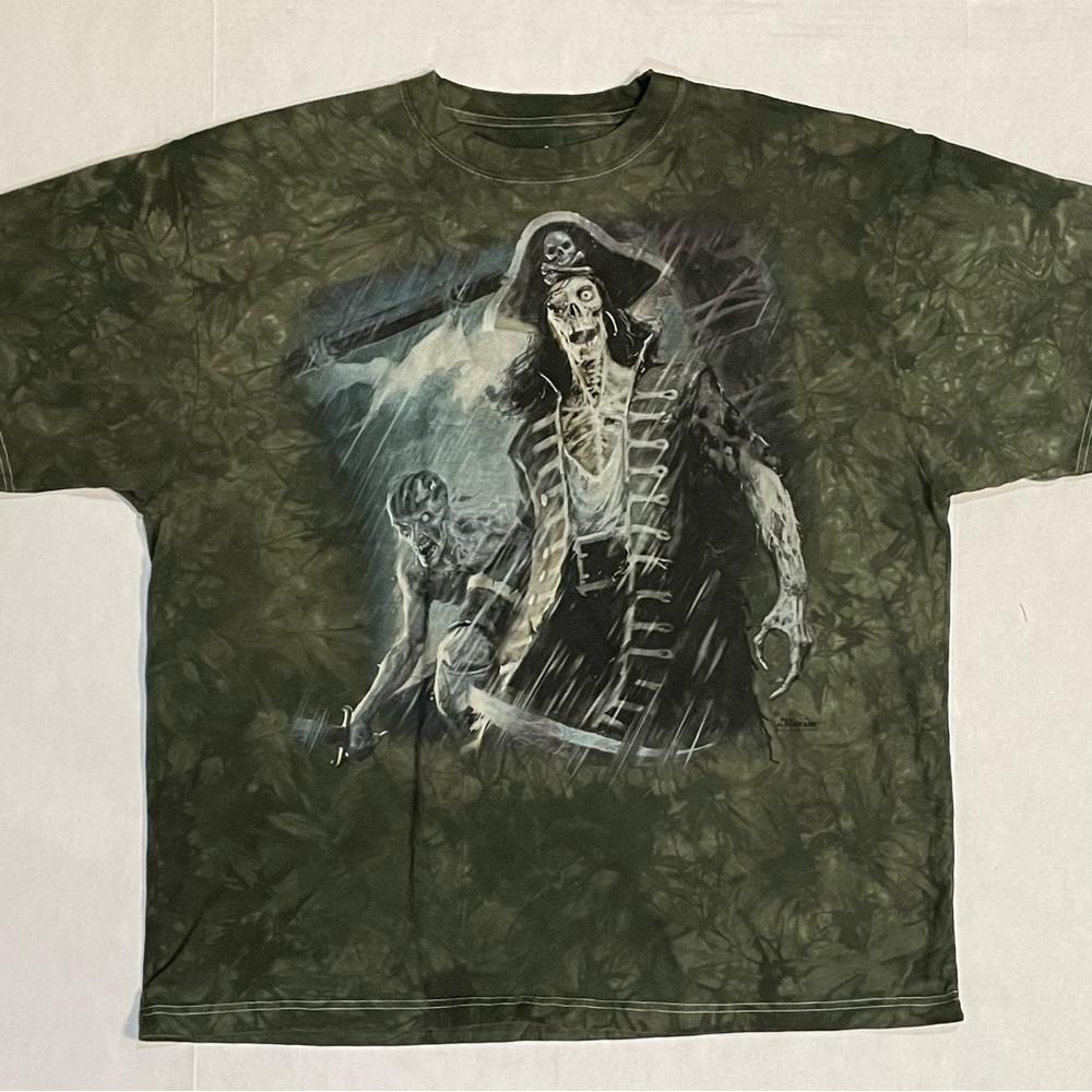 2012 The Mountain Skeleton Pirate Captain & Zombie Green T-Shirt Men Sz 2XL Big